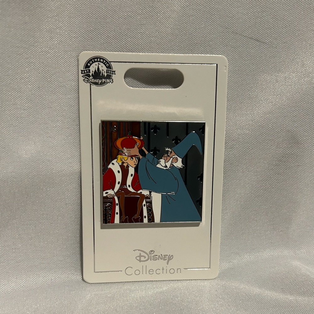 Disney Collection Sword in the Stone large enamel pin
